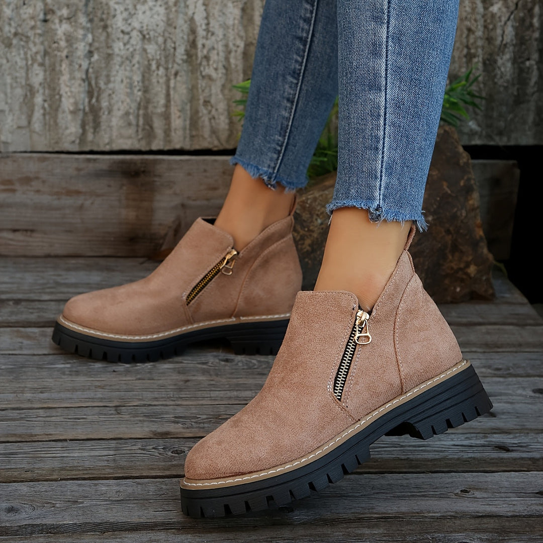 Raely | Orthopaedic Boots