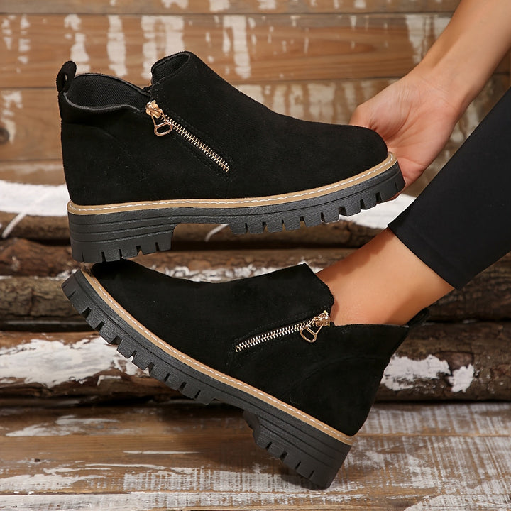 Raely | Orthopaedic Boots