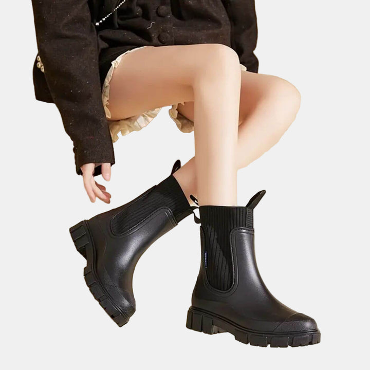 Tynni | Orthopaedic Boots