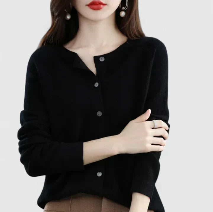 Lyxandria | Comfortable Cardigan