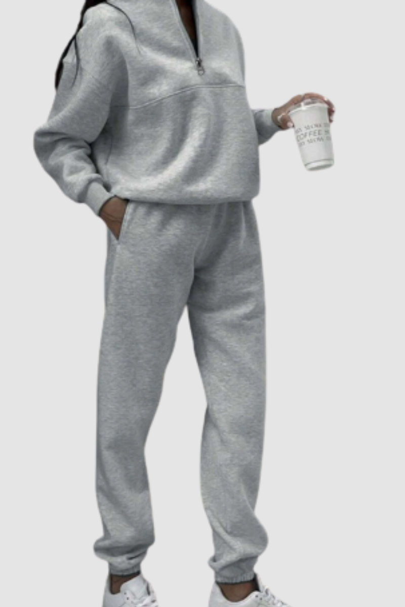 Women's Jumper and Trousers Set with Zip-Up Collar and Relaxed Fit